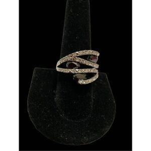 Silver black stone contemporary ring